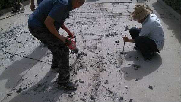 高速公路混凝土裂縫的預(yù)防和處理