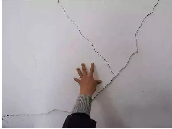 混凝土建筑結(jié)構(gòu)中常見的裂縫有哪些？黃金解決方案推薦