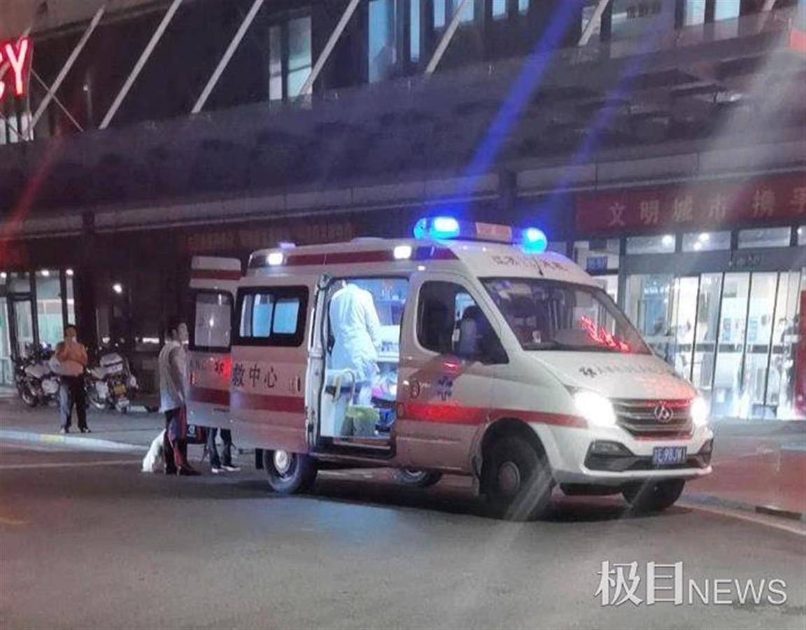 碳纖維布加固｜吳江某酒店突然坍塌現(xiàn)場(chǎng)17人被掩埋責(zé)任在誰？