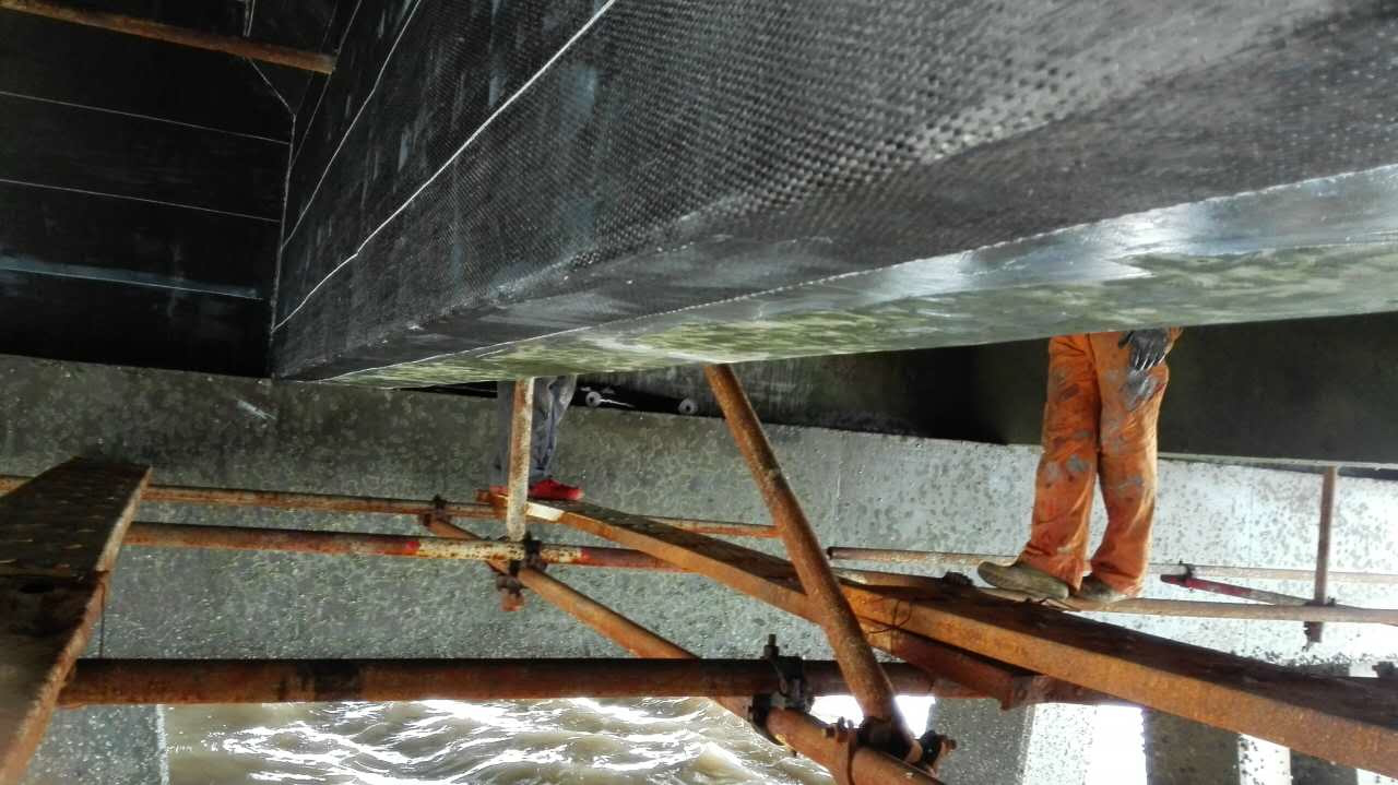 粘貼碳纖維布為什么要做防火防腐措施？