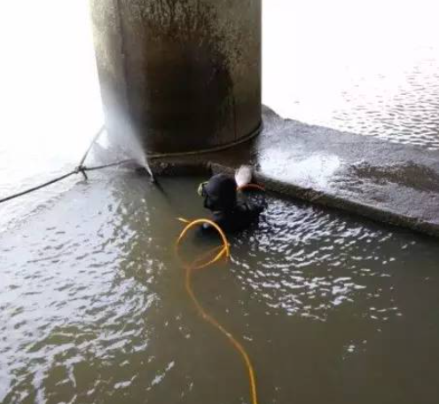 水下超級(jí)英雄碳纖維布，加固海洋建筑的隱形力量
